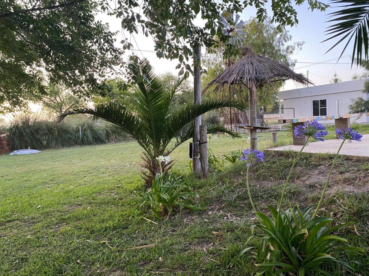 Los Tres Chiflados Chascomus Exterior photo